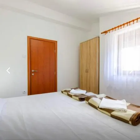 Crikvenica Vanja Vilă *