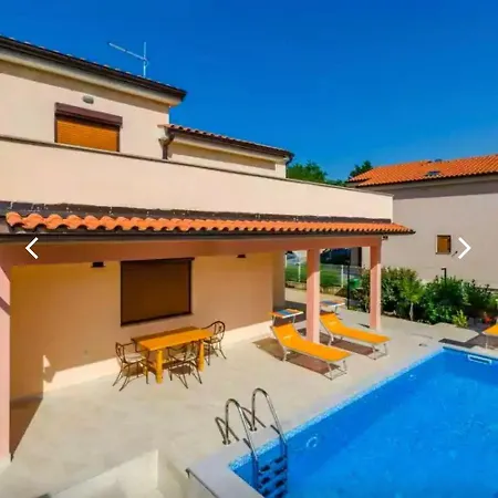 Vilă Crikvenica Vanja *